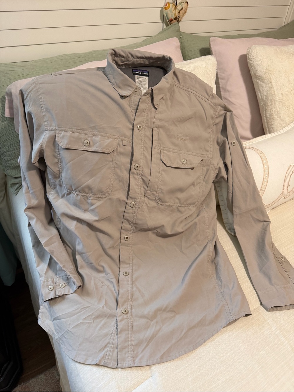 Patagonia Mens Self Guided Hike Shirt in a light tan color Mens Medium.